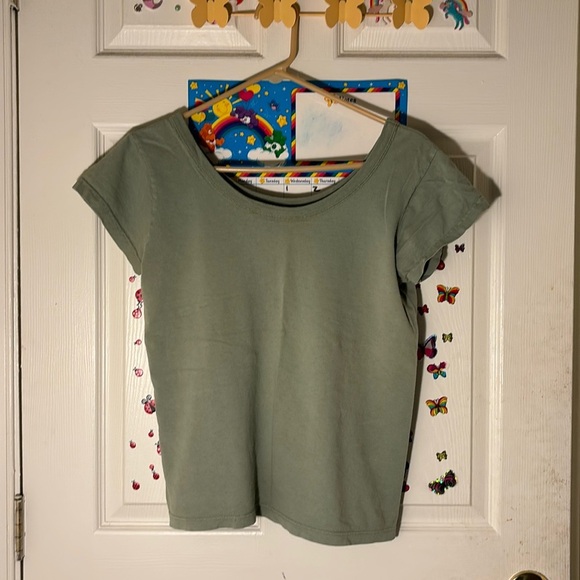 women’s green off the shoulder tee - Picture 1 of 1